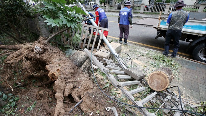 V Bratislave horel byt.