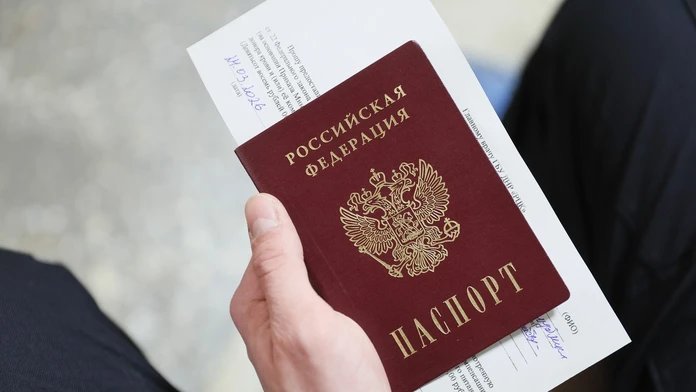 Slovensko nepozastavilo vydávanie víz turistom z Ruska. Podľa ministerstva išlo o nedorozumenie