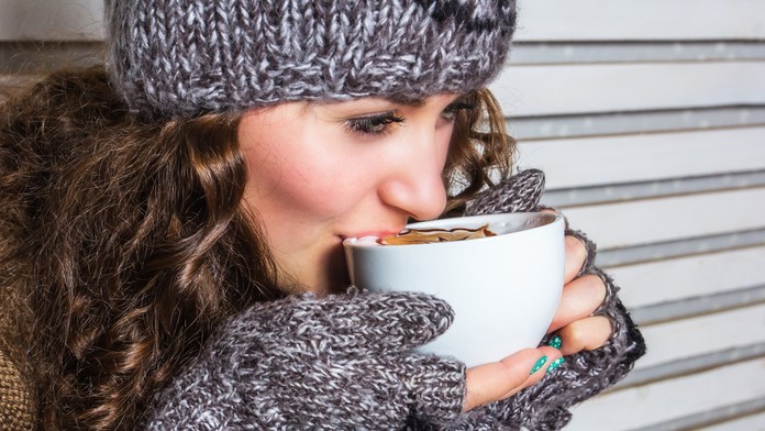 Vlasy pod čapicou - ilustračná snímka.