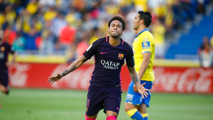 Neymar oslavuje svoj gól.