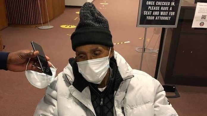 Neprávom odsúdený Andrews.