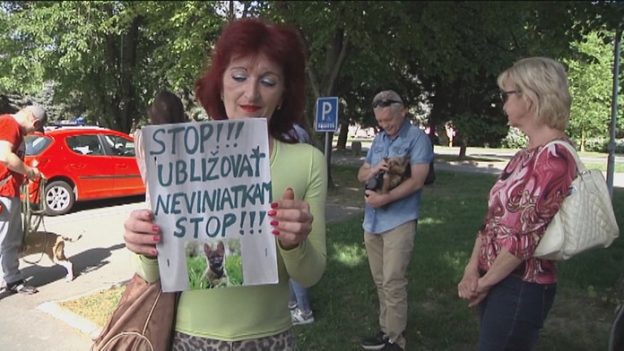 Protest proti týraniu psov v Trebišove.