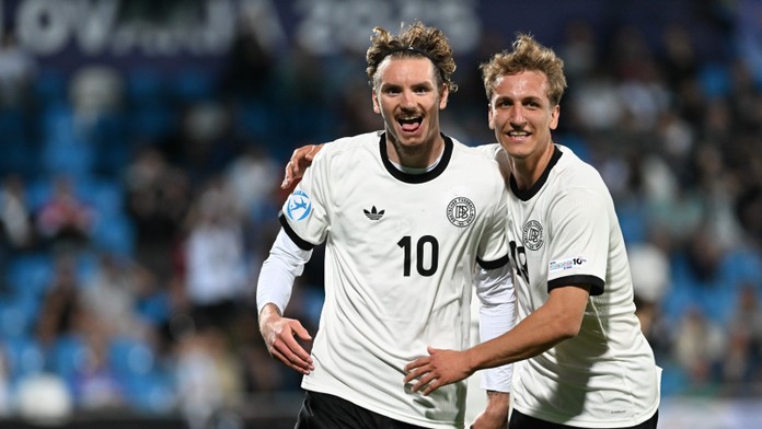 Žiaril na Slovensku, teraz skompletizoval prestup do Anglicka. Newcastle priviedol útočníka za rekordnú sumu