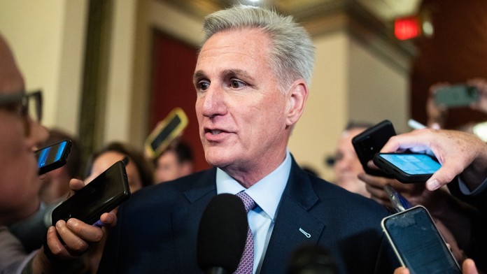 Prvýkrát v histórii Spojených štátov. Predsedu snemovne McCarthyho odvolali z funkcie