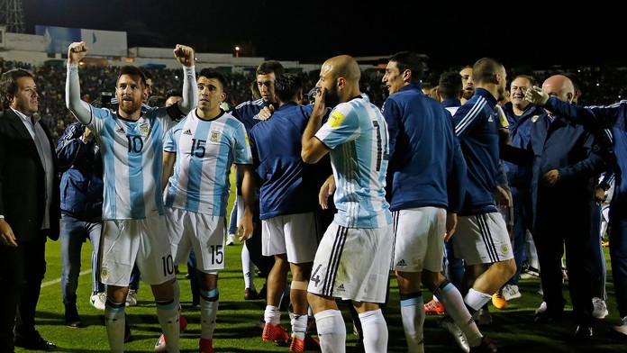 Lenka a Stano ako sluhovia