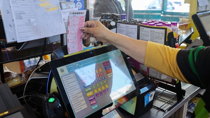Výherkyňa gigantického jackpotu sa súdila s lotériou. Extrémne zamotaný prípad sa dočkal rozuzlenia
