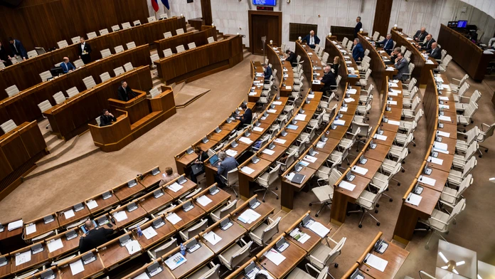 Interrupčný zákon opäť neuspel a v parlamente bol zrejme v rozpore so zákonom