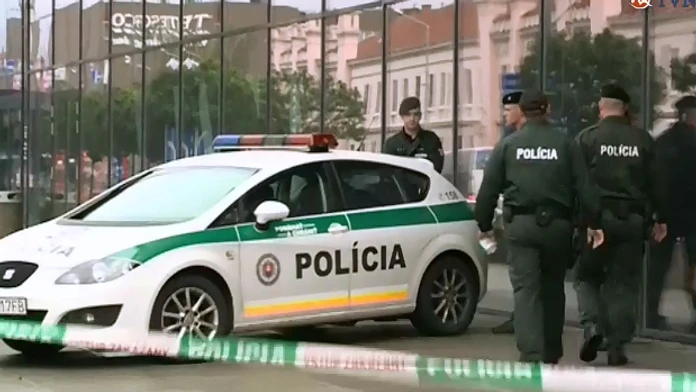 policia nitra.jpg