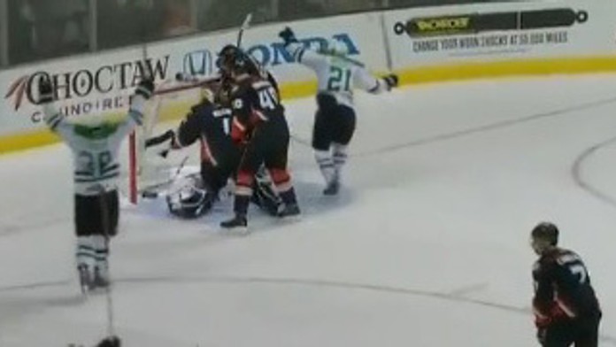 Dallas porazil Anaheim.jpg