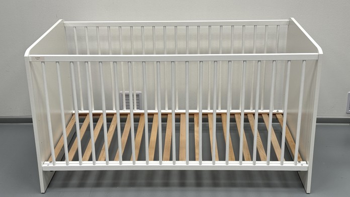 SOI varuje pred nebezpečnou detskou postieľkou. 