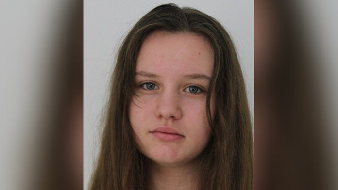 Mimoriadne pátranie po tínedžerke Lenke. Nezvestná je už niekoľko dní