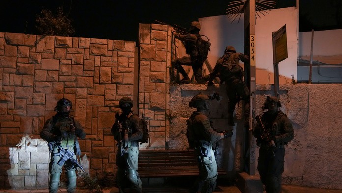 V centre izraelského Tel Avivu sa strieľalo, dvaja ľudia zahynuli