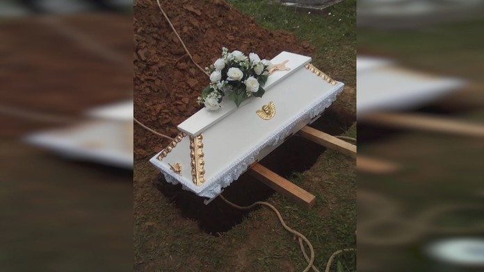 Novorodenca už stihli aj pochovať