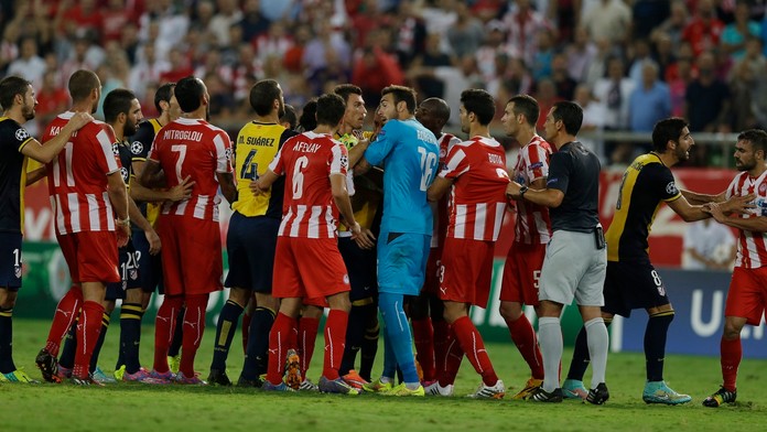 Roztržka hráčov Olympiakosu a Atletica Madrid