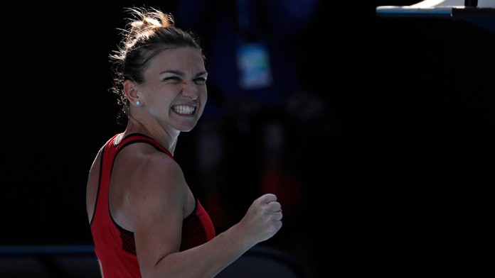 Už niekoľko dní je na Seine zakázaná lodná doprava. 