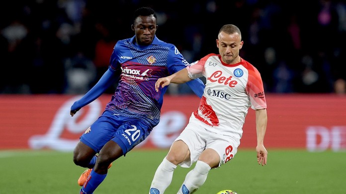 Dajte im už titul. Lobotkov Neapol má na čele 16-bodový náskok, Cremonese nedovolil nič