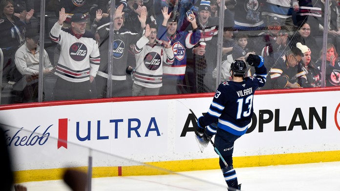 Winnipeg priviedol k triumfu skvelým výkonom Vilardi, Pospíšil nebodoval. Boldy vyrovnal Gáboríka