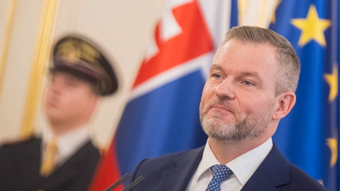 Prezident zákon o zrušení Úradu na ochranu oznamovateľov opäť nepodpísal