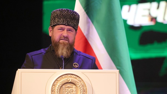 Čečenský vodca Kadyrov je nevyliečiteľne chorý, píše ruský denník