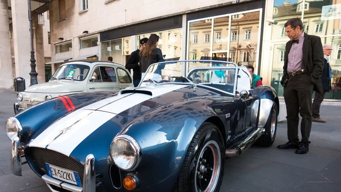 Shelby Cobra.