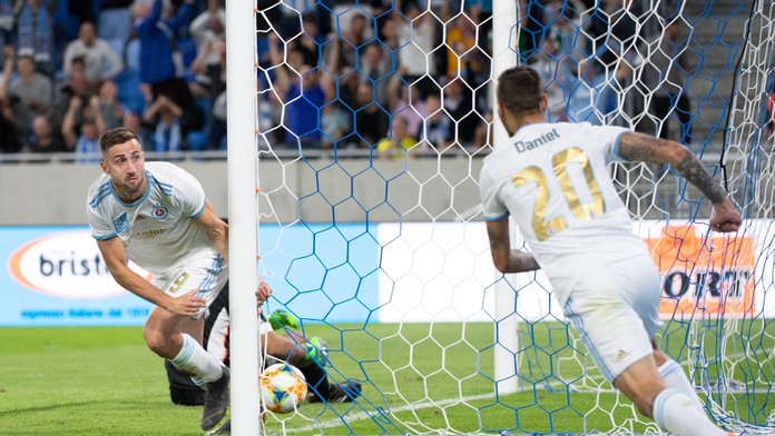 Streľba na vlak v Česku