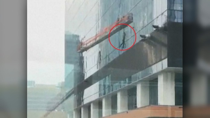 In/Out s Gabriel Kajtárovou v chráme komunity Hare Krišna v Abranovciach.