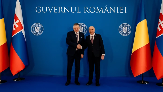Premiér SR Robert Fico a rumunský premiér Ilie Bolojan