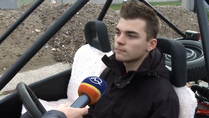 Tínedžer z Levíc konkuruje uznávaným konštruktérom. Pozrite si, čo zostrojil