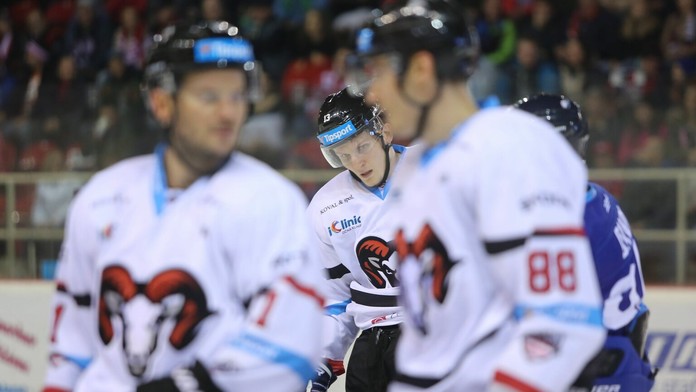 Na snímke uprostred Pavol Skalický (Banská Bystrica)