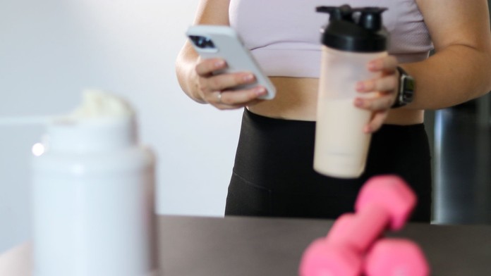 Jedlo pred tréningom a po ňom: Kedy prijať sacharidy, bielkoviny a tuky?