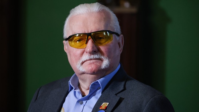 Walesa vyzýva USA rešpektovať dohody. Zaobchádzanie so Zelenským prirovnal k výsluchu tajnej služby
