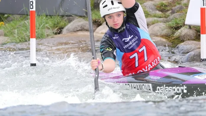 Obrovský úspech mladej Slovenky. Karolína Abrahámová sa stala juniorskou majsterkou Európy v K1