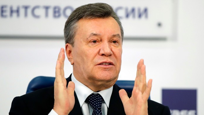 Alexander Ovečkin z Washingtonu oslavuje gól proti Torontu.