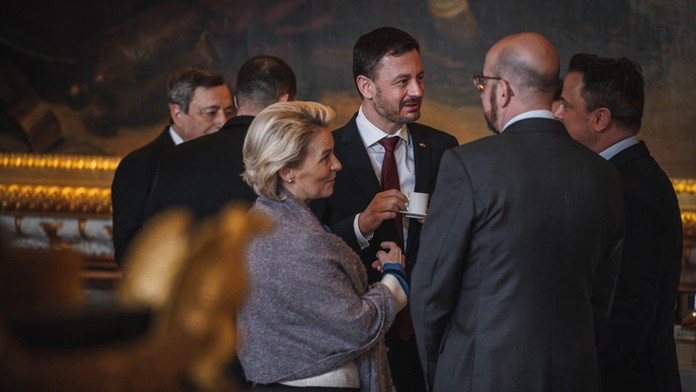 Samit vo Versailles dal jasný odkaz, či sa Únia energeticky odstrihne od Ruska