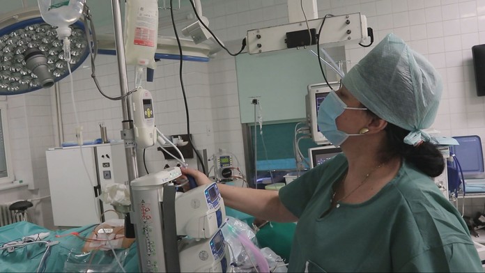 Lekári, nemocnica, operácia (ilustračná snímka)