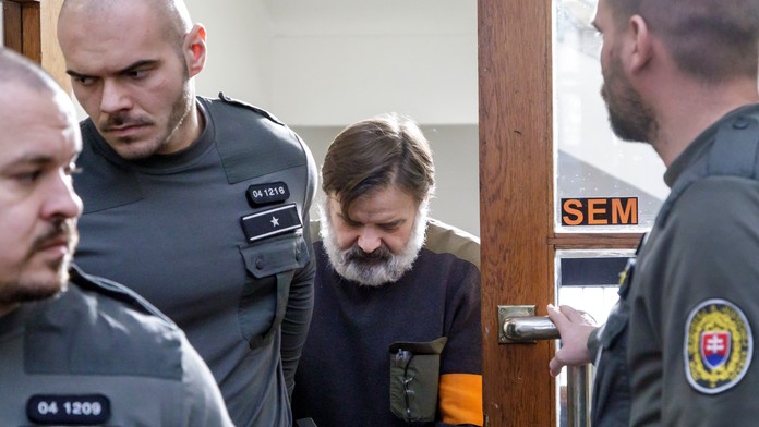 Dušan Dědeček zostáva vo väzbe