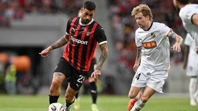 Erik Daniel počas zápasu 1. predkola Európskej ligy