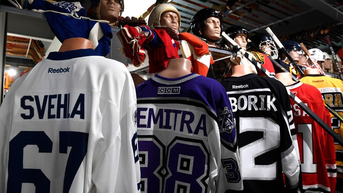 Dresy v hokejovom múzeu v Trenčíne.