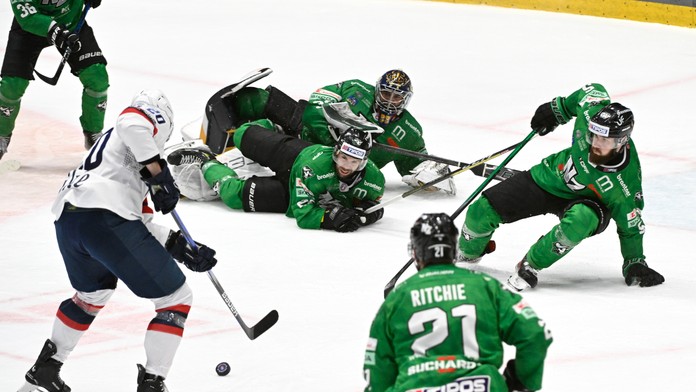 Tri góly za štyri minúty. Slovan doma zdolal Nové Zámky