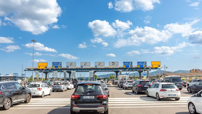Taliani chystajú novinku, ktorá poteší mnohých dovolenkárov. Ak sa zdržíte na diaľnici v zápche, vrátia vám časť mýtneho