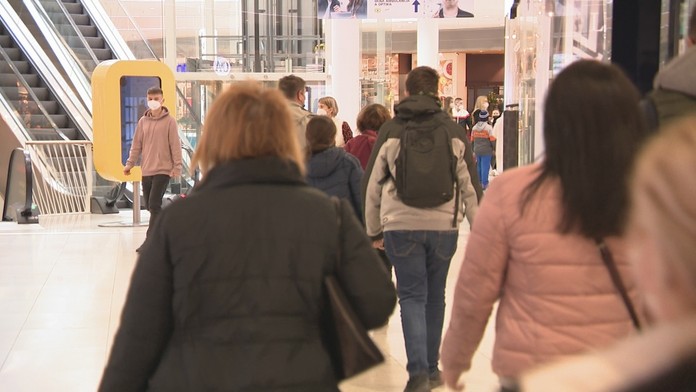 Nákupné centrá dnes mali plno. 