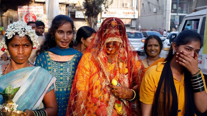 Žena sa vydala za dvoch bratov. Korene tradície v indickom štáte siahajú stovky rokov do minulosti