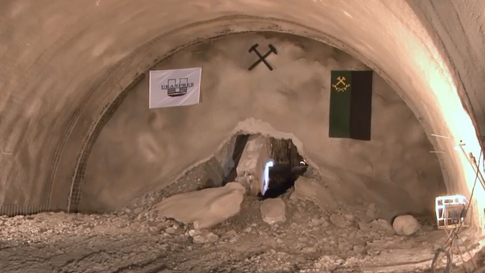 Tunel pri Ovčiarsku