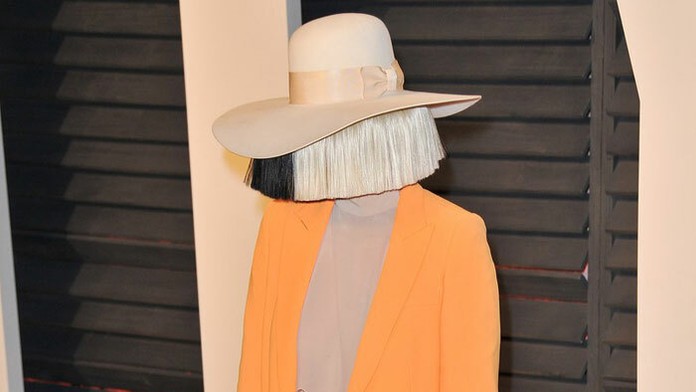 Sia na Vanity Fair Oscar Party
