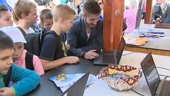 19 Test gramotnosti na ulici .transferweb_jpg_bez_watermarku_1.jpg