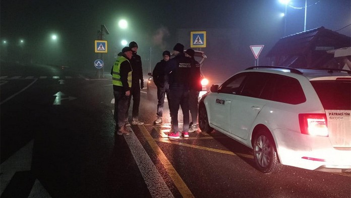 Pohotovostný pátrací tím v teréne.