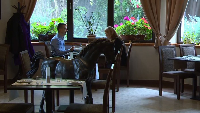 Vyššie príplatky za prácu cez víkendy a sviatky. Majitelia reštaurácií už avizujú zdražovanie