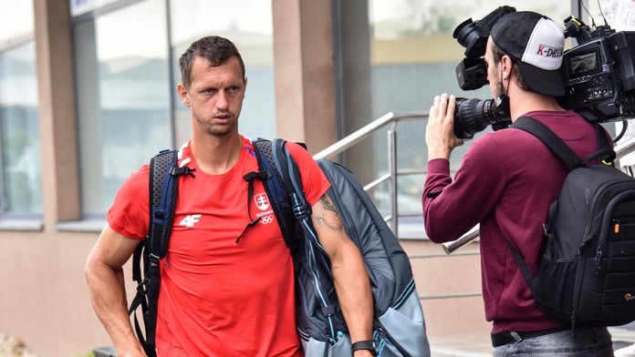 Na snímke slovenský tenista Filip Polášek pred odchodom na OH v Tokiu