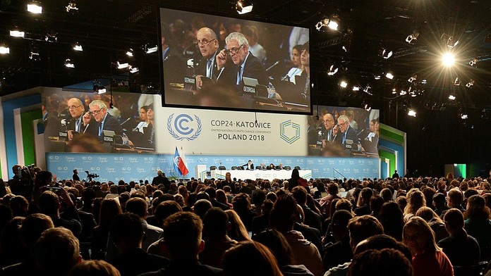 Účastníci na 24. klimatickej konferencii OSN v Katoviciach.