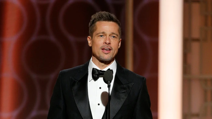 Rozvádzajúci sa Brad Pitt na Glóbusoch. Takto dali kolegovia najavo, na koho sú strane